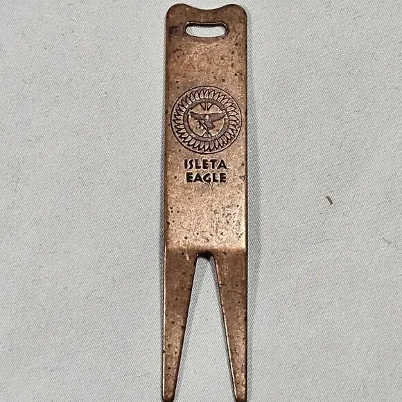 Vintage ISLETA EAGLE Golf Course Resort Brass Divot Tool Albuquerque, NM - Picture 1 of 3